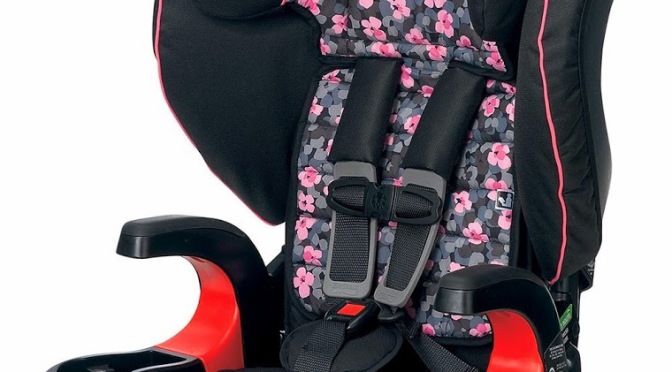 When Is it Safe to Switch From Forward-Facing to a Booster Car Seat?