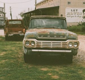 unsplash-cooper-truck