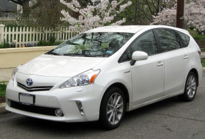 prius v - 2012 - publicdomain