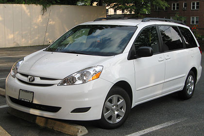 Budget Buys: The Safest SUVs & Minivans Under $12000, 2014 Edition