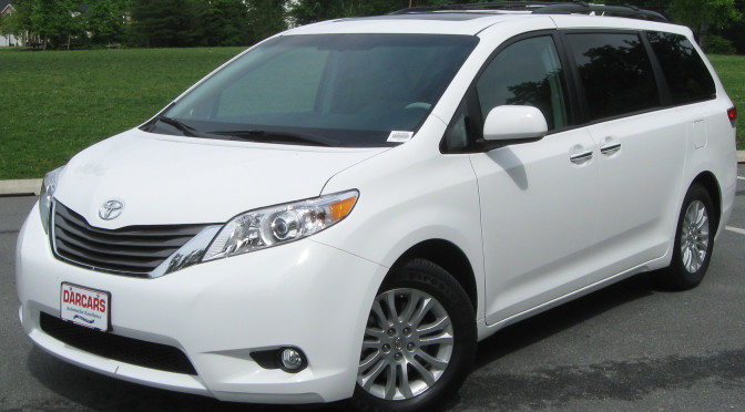 3 Across Installations: Which Car Seats Fit in a Toyota Sienna?